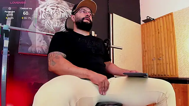 Luke  09 online show from November 25, 11:32 am