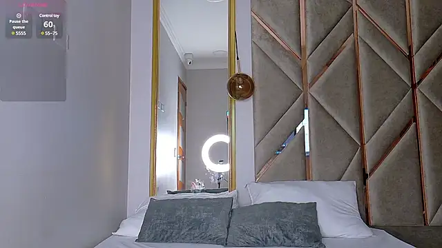 Lola King online show from January 25, 3:51 am