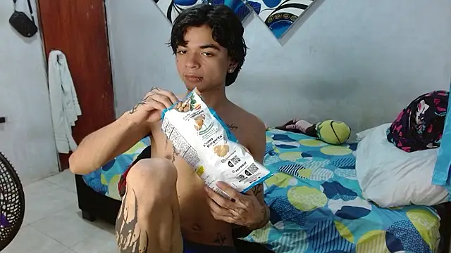 Lovebeng  online show from January 11, 3:55 am