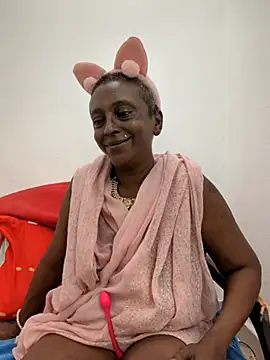 mamakarma1403 online show from July 8, 3:38 pm