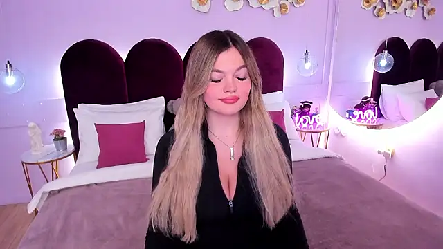 ZaraBloom online show from February 27, 5:02 pm