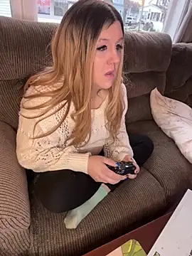 PuckBunny17 online show from December 8, 9:52 pm