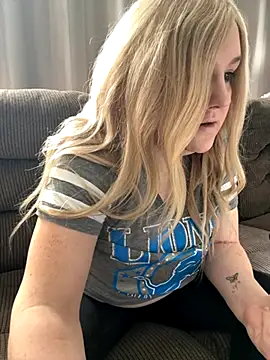 PuckBunny17 online show from October 10, 5:45 pm