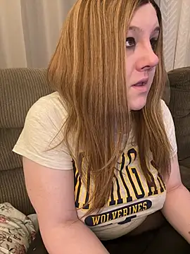 PuckBunny17 online show from February 24, 4:21 am