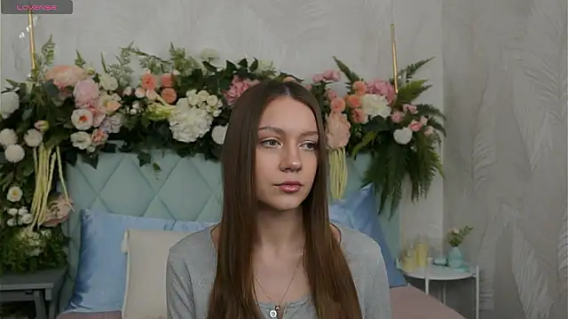 AliceBrayan online show from March 6, 5:09 pm