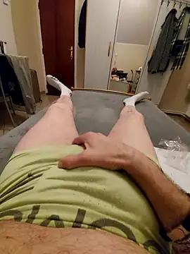 Snapshot of pascalino100 chatting on November 11, 7:14 pm pascalino100 online show from November 11, 7:14 pm