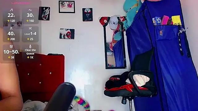 nicol gill  online show from February 14, 1:40 pm