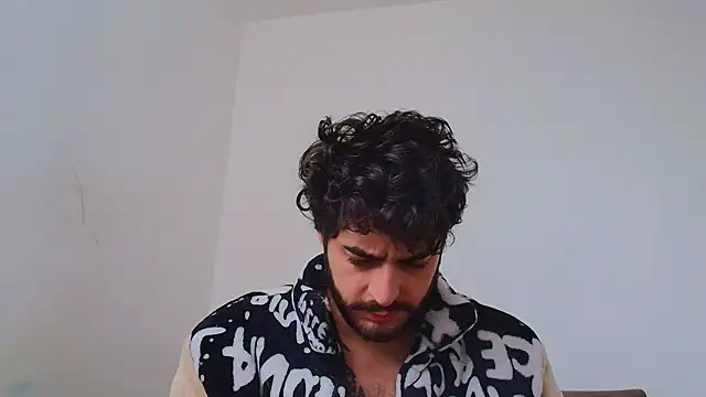 thomas gun online show from April 5, 7:11 pm