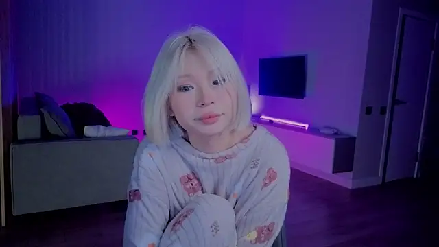 RileyMee online show from November 10, 3:05 am