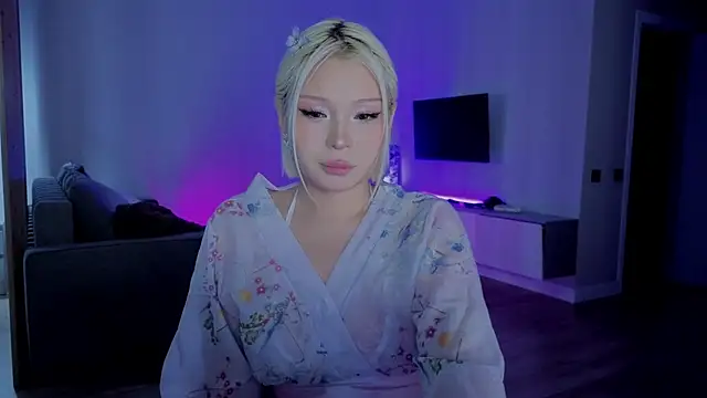 RileyMee online show from November 17, 3:23 am