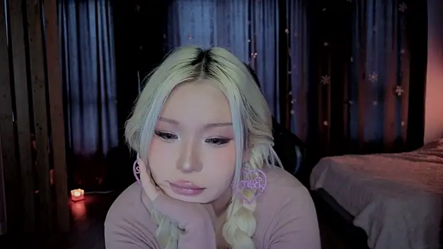 RileyMee online show from February 2, 3:16 am