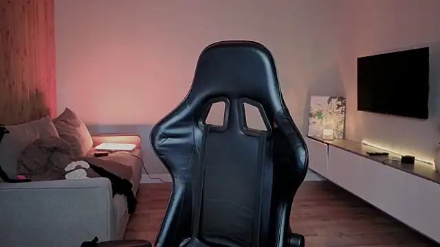 RileyMee online show from March 13, 3:24 am