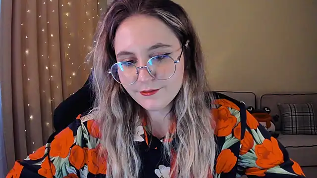 Snapshot of Diana_Flower chatting on January 7, 10:01 am Diana Flower online show from January 7, 10:01 am