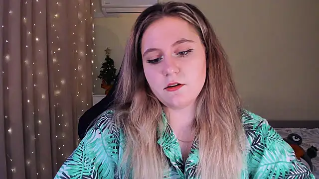 Snapshot of Diana_Flower chatting on January 10, 10:28 am Diana Flower online show from January 10, 10:28 am