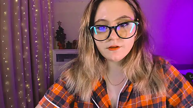 Snapshot of Diana_Flower chatting on February 2, 1:19 pm Diana Flower online show from February 2, 1:19 pm