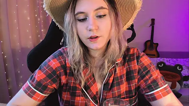 Snapshot of Diana_Flower chatting on February 14, 9:34 am Diana Flower online show from February 14, 9:34 am
