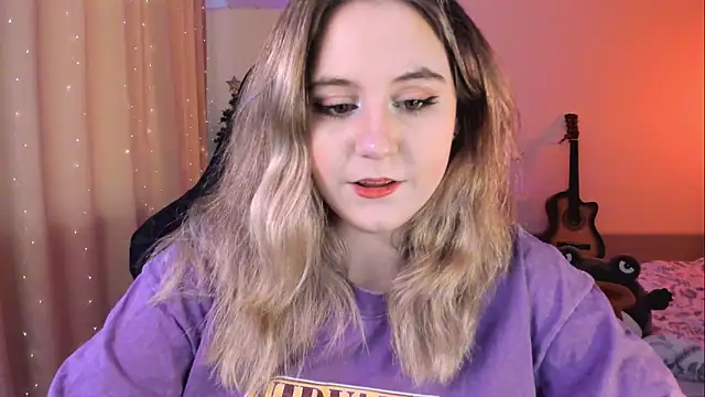 Snapshot of Diana_Flower chatting on February 21, 10:07 am Diana Flower online show from February 21, 10:07 am