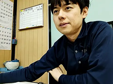 whitebriefboy online show from November 13, 7:02 pm