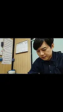 whitebriefboy online show from November 14, 12:59 pm