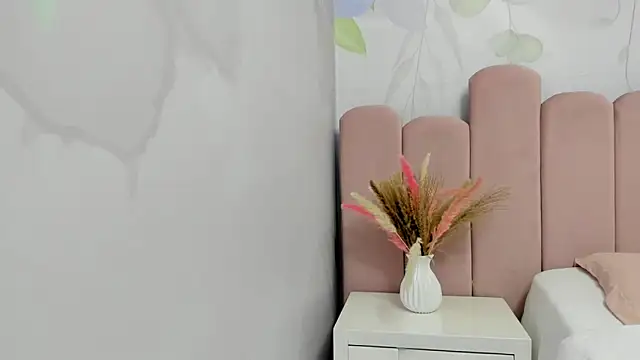 Annie Cute18  online show from March 5, 3:51 am