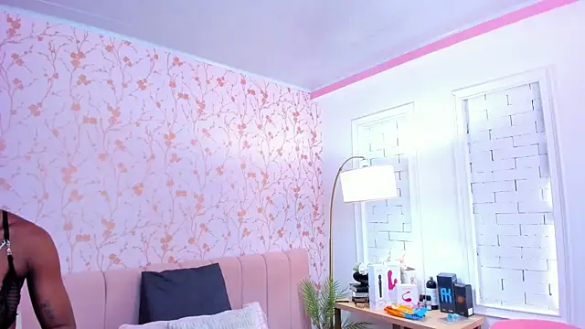 Snapshot of amber-hill chatting on November 24, 7:02 pm amber-hill online show from November 24, 7:02 pm