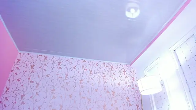 Snapshot of amber-hill chatting on December 5, 7:10 pm amber-hill online show from December 5, 7:10 pm