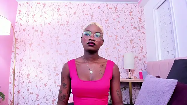 Snapshot of amber-hill chatting on January 16, 7:07 pm amber-hill online show from January 16, 7:07 pm