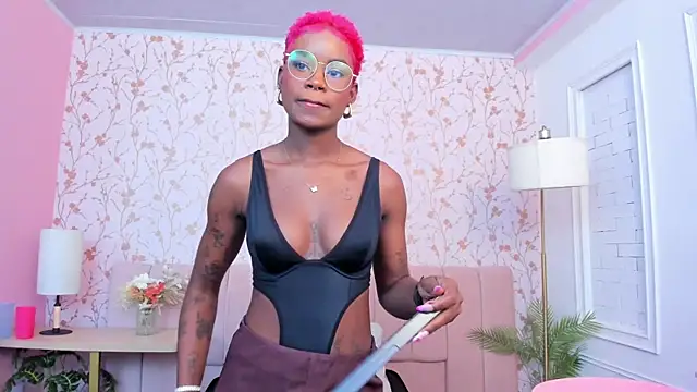 amber-hill online show from March 25, 7:42 pm