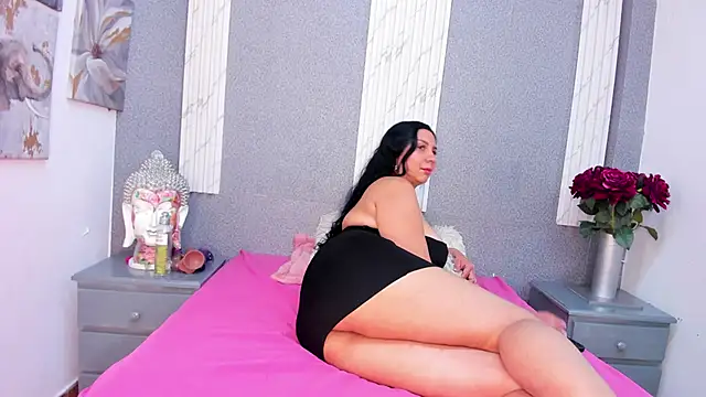 Snapshot of jhasly_am chatting on February 19, 3:49 pm jhasly am online show from February 19, 3:49 pm
