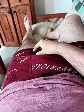 ReyDeCora online show from October 20, 7:03 pm