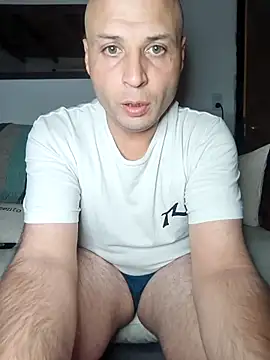 ReyDeCora online show from February 28, 4:02 am