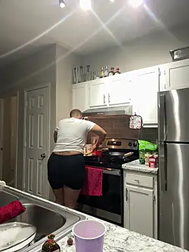 SexyHoneyRedd online show from February 16, 1:14 am