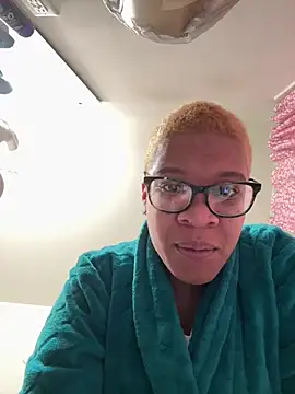 SexyHoneyRedd online show from February 28, 3:24 pm