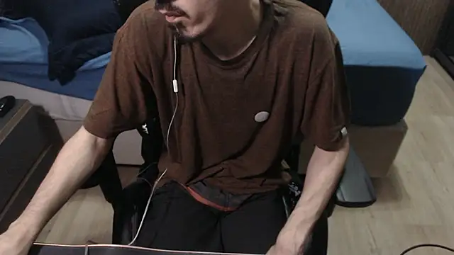 ViniBruv online show from February 25, 12:20 am