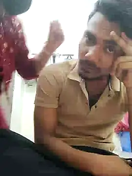 Snapshot of riya190 chatting on December 26, 8:39 am riya190 online show from December 26, 8:39 am