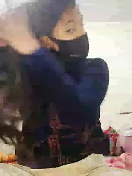 Snapshot of riya190 chatting on January 9, 9:16 am riya190 online show from January 9, 9:16 am