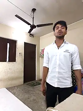 Snapshot of riya190 chatting on February 26, 5:50 pm riya190 online show from February 26, 5:50 pm