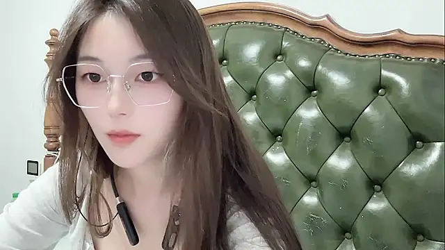 Sweet-Angel999 online show from April 10, 3:50 pm