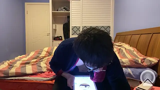 Snapshot of shuai321 chatting on February 2, 1:19 pm shuai321 online show from February 2, 1:19 pm