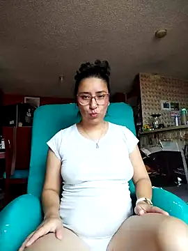 Im Alma  online show from March 13, 2:34 pm