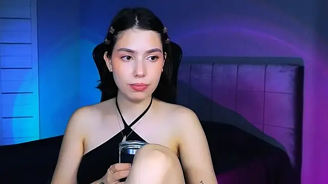 Stacy Gonzales  online show from November 18, 9:58 am