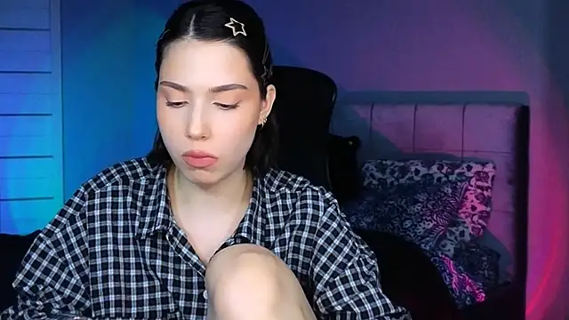 Stacy Gonzales  online show from February 28, 1:12 pm