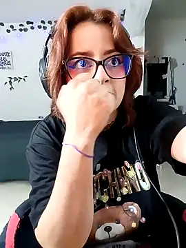 Snapshot of Lin-cute chatting on December 15, 11:09 pm Lin-cute online show from December 15, 11:09 pm