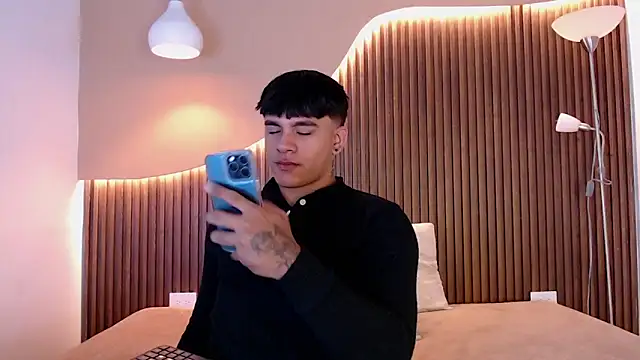 LuciferM Star online show from February 10, 4:16 am