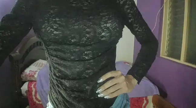 Snapshot of Unicorn_Mistress chatting on March 15, 8:04 am Unicorn Mistress online show from March 15, 8:04 am