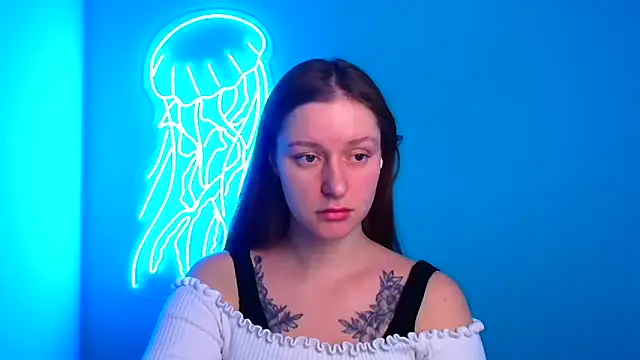 Snapshot of Fantasy_July chatting on December 11, 4:20 pm Fantasy July online show from December 11, 4:20 pm