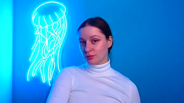 Snapshot of Fantasy_July chatting on December 14, 3:47 pm Fantasy July online show from December 14, 3:47 pm