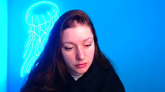 Snapshot of Fantasy_July chatting on December 16, 6:32 am Fantasy July online show from December 16, 6:32 am