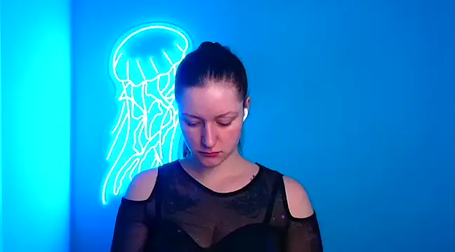 Snapshot of Fantasy_July chatting on January 10, 12:47 pm Fantasy July online show from January 10, 12:47 pm