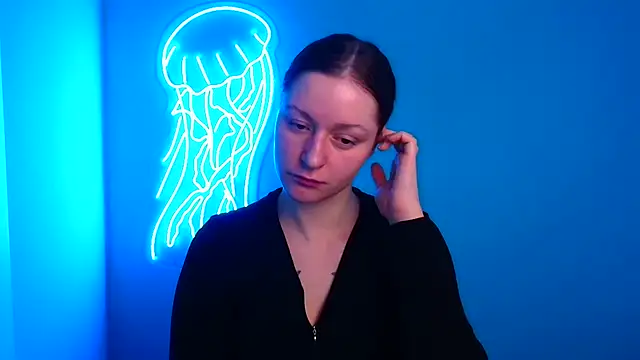 Snapshot of Fantasy_July chatting on January 15, 10:17 am Fantasy July online show from January 15, 10:17 am